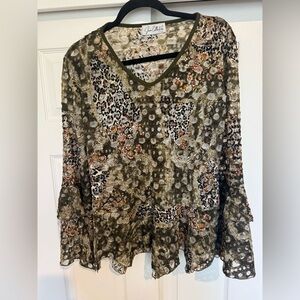 Joon Collection USA Olive and Beige Patterned Blouse, M/L